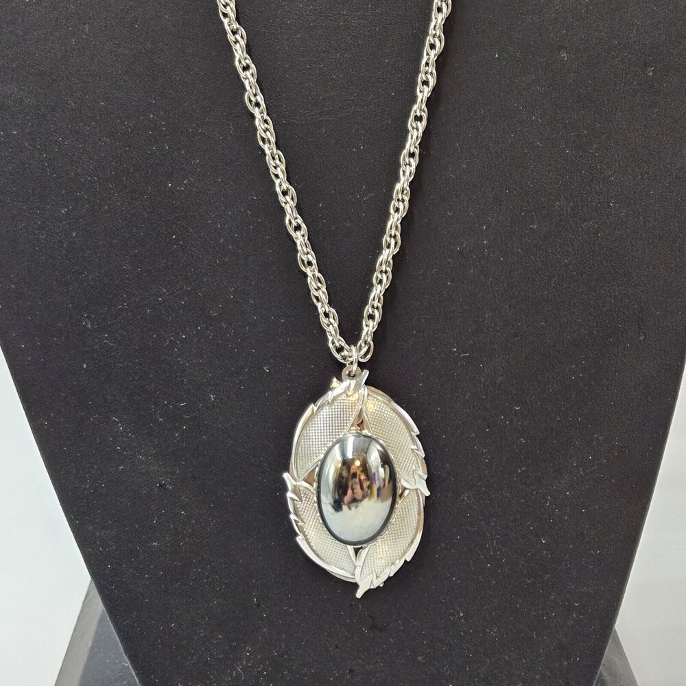 Vintage Silver Tone Silver Faux Hematite Long Pendant Necklace With Leaves 30”